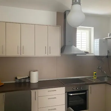 Kuca Za Odmor Amigo Feriehus Sveti Filip i Jakov